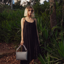 Load image into Gallery viewer, THE KNOT CLUTCH SILVER / SILVER