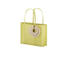 Load image into Gallery viewer, AURA MEDIUM TOTE LEMON / NATURAL