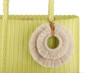 Load image into Gallery viewer, AURA MEDIUM TOTE LEMON / NATURAL