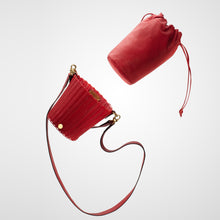 Load image into Gallery viewer, WOVEN LEATHER BUCKET RED